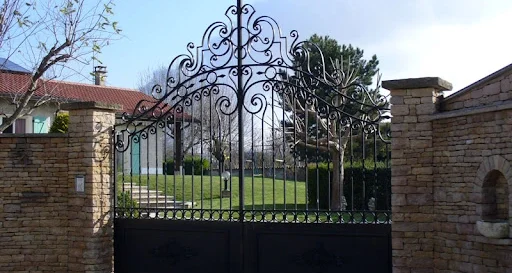 Portail fer forge (1)